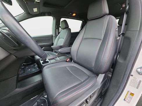 Used 2024 Honda Odyssey Sport image 17