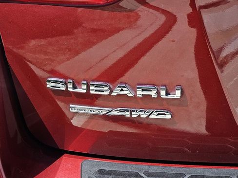 Used 2019 Subaru Crosstrek 2.0i Premium w/ Popular Package #3 AWD/4WD image 3