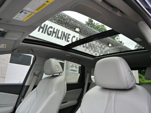 Used 2019 Acura RDX AWD w/ Technology Package image 3