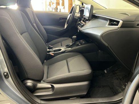 Used 2024 Toyota Corolla LE FWD image 25