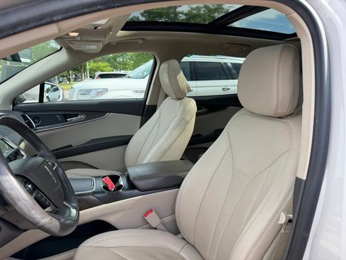 Used 2020 Lincoln Nautilus Reserve w/ Equipment Group 201A AWD/4WD image 19