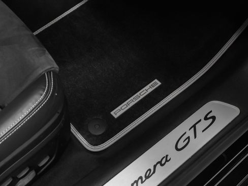 Certified 2023 Porsche Panamera GTS AWD/4WD image 23