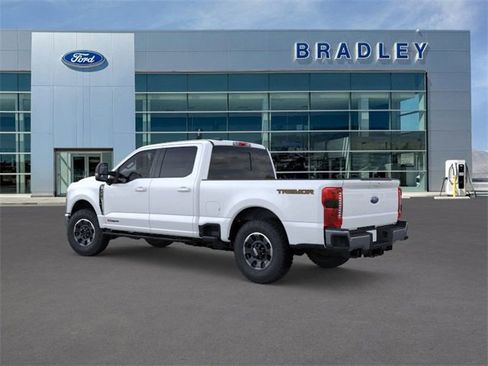 New 2025 Ford F250 Lariat w/ Lariat Ultimate Package image 4