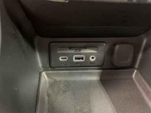 Used 2022 GMC Terrain Denali image 35