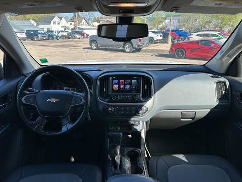 Used 2017 Chevrolet Colorado Z71 AWD/4WD image 28