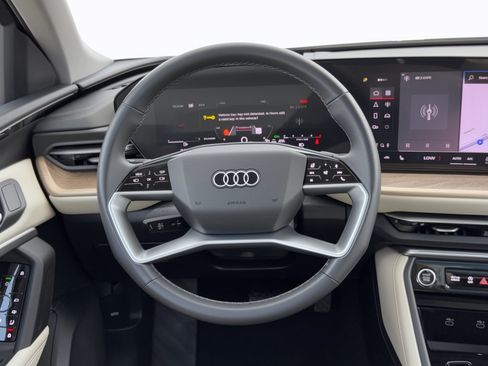 Used 2025 Audi Q5 Premium Plus w/ Premium Plus AWD/4WD image 10