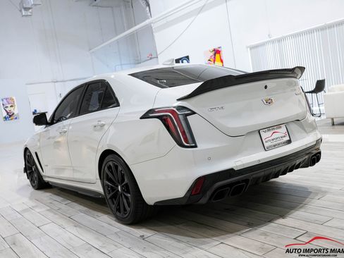 Used 2022 Cadillac CT4 V Blackwing w/ Carbon Fiber 1 Package image 23