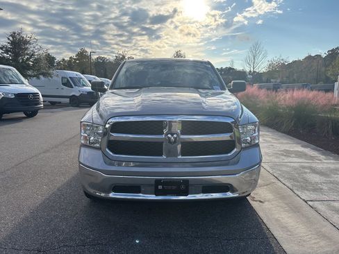 Used 2024 RAM 1500 Classic SLT AWD/4WD image 9