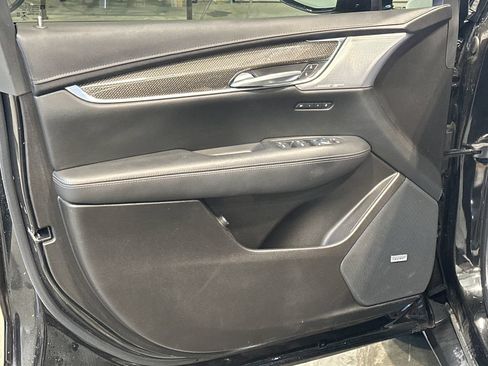 Used 2023 Cadillac XT5 Sportv w/ Technology Package AWD/4WD image 13