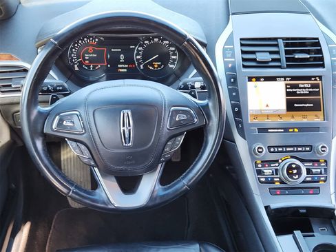 Used 2019 Lincoln MKZ Reserve image 26
