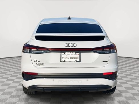 Used 2022 Audi Q4 e-tron Premium Plus w/ Premium Plus AWD/4WD image 31