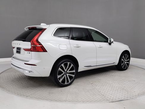Used 2023 Volvo XC60 B5 Ultimate image 7