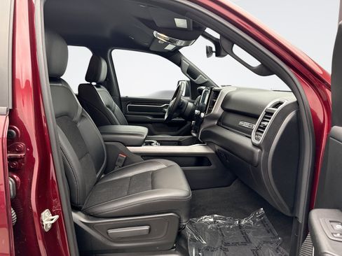 Used 2023 RAM 1500 Big Horn AWD/4WD image 18