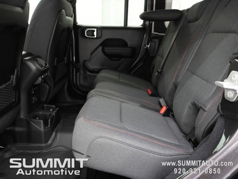 New 2026 Jeep Wrangler Unlimited Rubicon AWD/4WD image 8