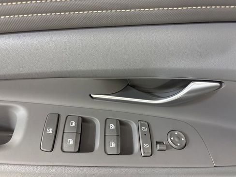 New 2026 Hyundai Elantra Sport FWD image 19