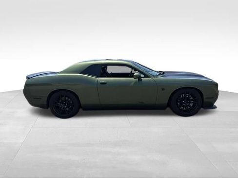 Used 2023 Dodge Challenger SRT Hellcat RWD image 12