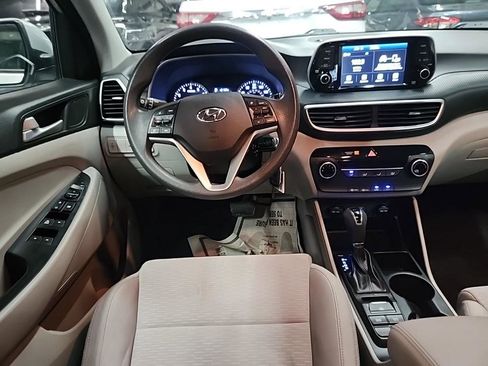 Used 2019 Hyundai Tucson SE image 15