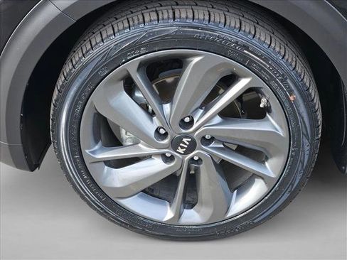 Used 2017 Kia Niro image 22