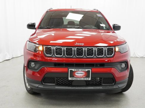Certified 2025 Jeep Compass Latitude w/ Convenience Group image 8