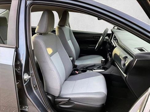 Used 2019 Toyota Corolla L FWD image 9