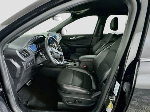 Used 2024 Ford Escape ST-Line w/ Tech Pack #1 FWD image 13