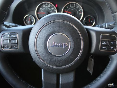 Used 2013 Jeep Wrangler Unlimited Sport AWD/4WD image 15