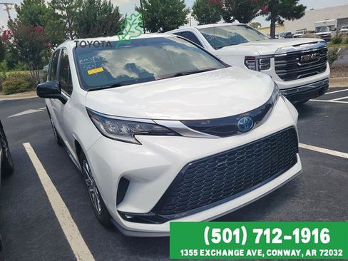 Used 2022 Toyota Sienna XSE w/ XSE Plus Package AWD/4WD image 41