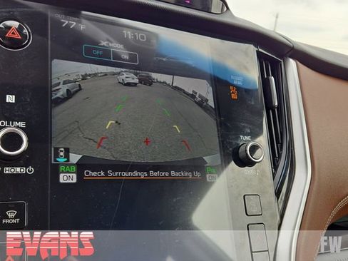 Used 2022 Subaru Outback Touring AWD/4WD image 8