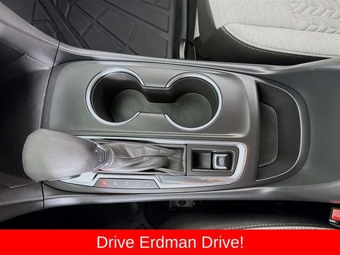 Used 2024 Chevrolet Equinox LS w/ LS Convenience Package FWD image 19