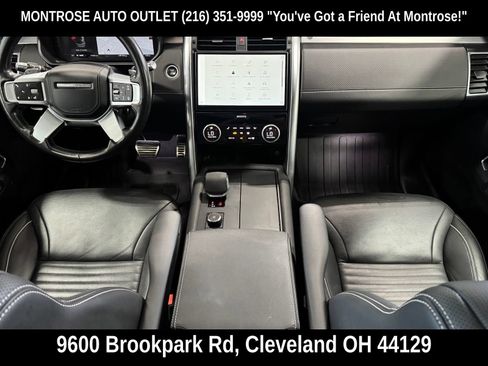 Used 2022 Land Rover Discovery HSE R-Dynamic AWD/4WD image 2