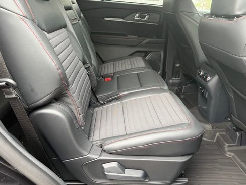 New 2026 Ford Explorer ST-Line w/ Premium Package image 7