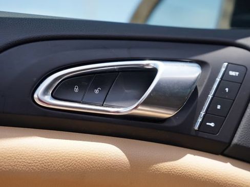Used 2016 Porsche Cayenne AWD/4WD image 40