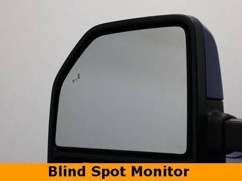 Used 2022 Ford F350 Platinum w/ Tremor Off-Road Package image 28