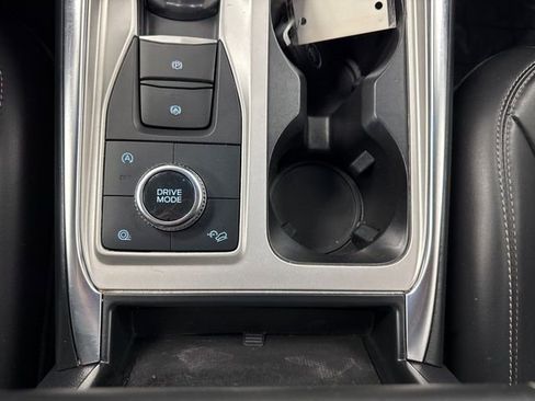 Used 2021 Ford Explorer XLT w/ Equipment Group 202A image 51