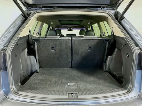 Used 2021 Volkswagen Atlas SE w/ Panoramic Sunroof Package FWD image 20