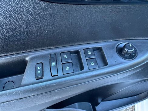 Used 2020 Chevrolet Spark LT image 35