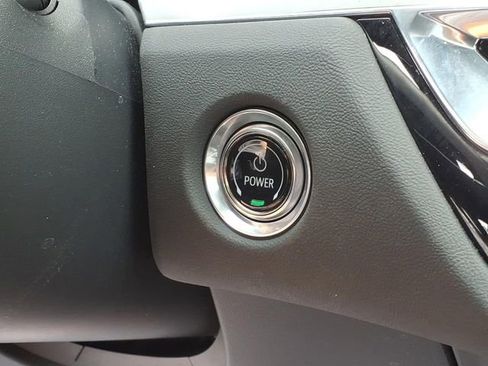 Used 2025 Cadillac Lyriq Luxury w/ LPO, Floor Liner Package AWD/4WD image 11