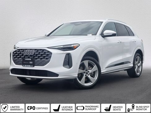 Certified 2025 Audi Q5 Premium w/ Premium Plus AWD/4WD image 1