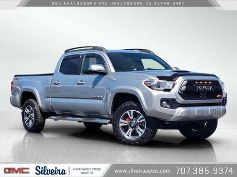 Used 2016 Toyota Tacoma TRD Sport RWD image 1