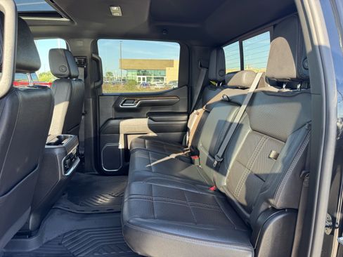 Used 2023 Chevrolet Silverado 1500 High Country w/ High Country Premium Package image 30