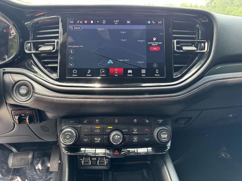 Used 2023 Dodge Durango R/T AWD/4WD image 4