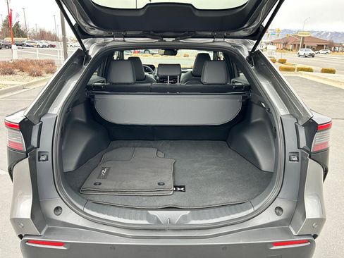 Used 2023 Toyota bZ4X XLE w/ Weather Package image 24