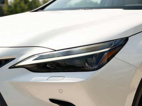 Used 2025 Lexus NX 350h AWD w/ Accessory Package (2T) image 30