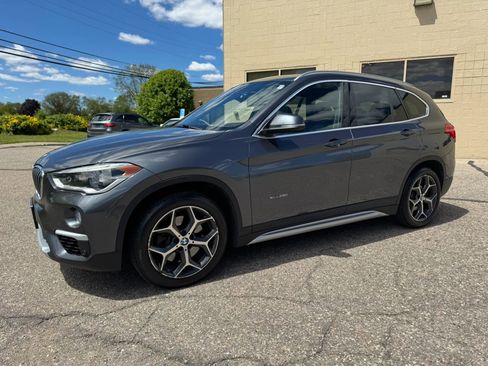 Used 2016 BMW X1 xDrive28i AWD/4WD image 4