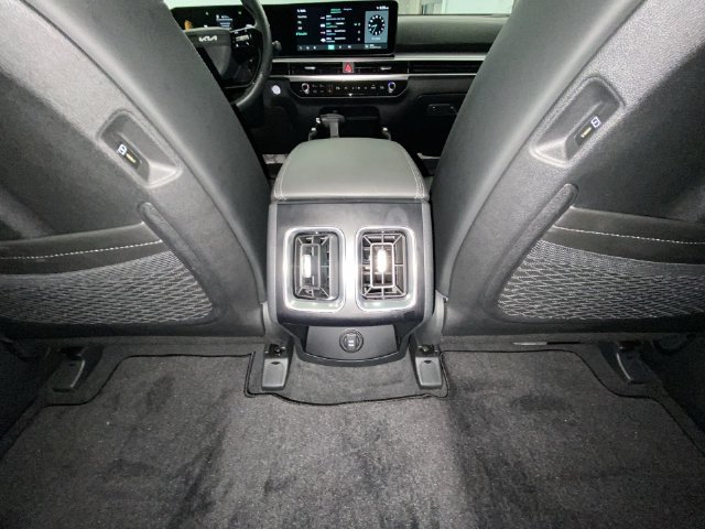 Used 2026 Kia Sorento S w/ S Panoramic Sunroof Package FWD image 30