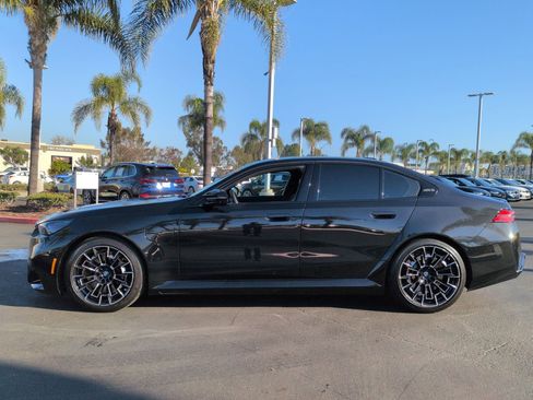 Used 2025 BMW M5 w/ M Driver's Package image 7