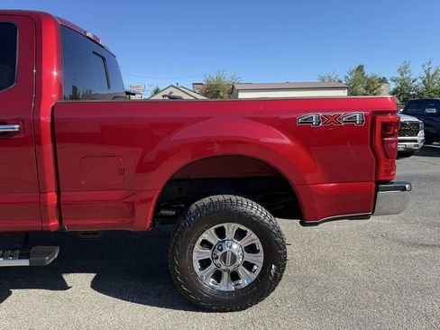 Used 2019 Ford F250 XLT w/ XLT Premium Package AWD/4WD image 6