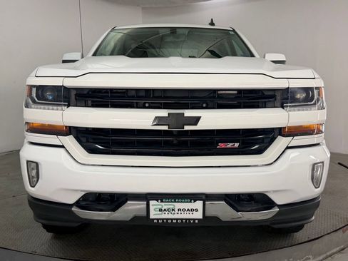 Used 2018 Chevrolet Silverado 1500 LT w/ All Star Edition AWD/4WD image 2