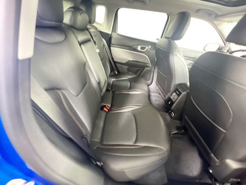 Used 2022 Jeep Compass Latitude w/ Sun and Sound Group AWD/4WD image 25