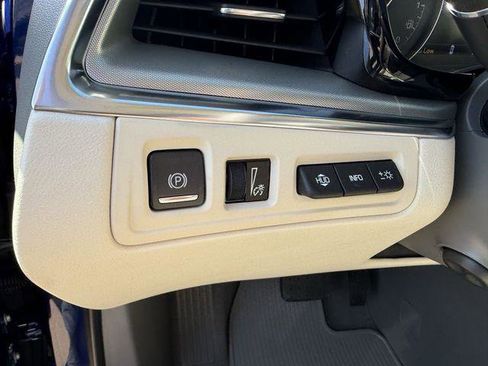 New 2026 Cadillac XT5 Premium Luxury image 12